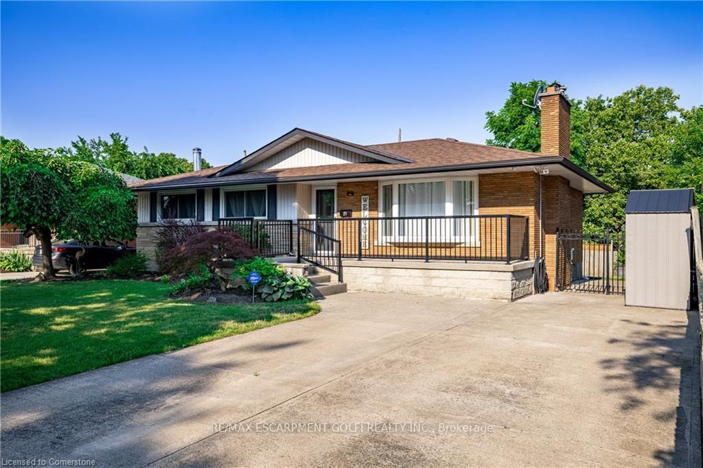 Photo 2 of 21 Hillgarden Road, St. Catharines, Burleigh Hill — HOMEH