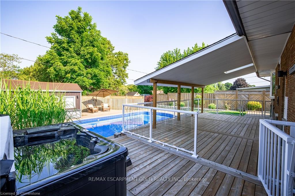 Photo 22 of 21 Hillgarden Road, St. Catharines, Burleigh Hill — HOMEH