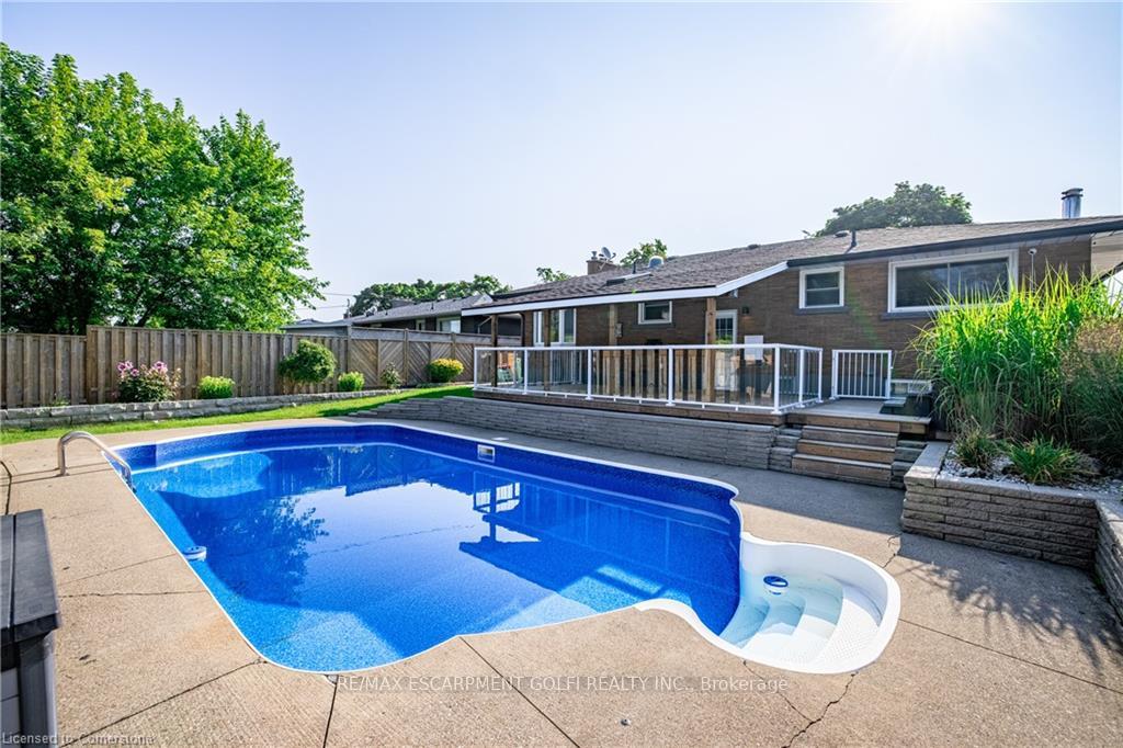 Photo 24 of 21 Hillgarden Road, St. Catharines, Burleigh Hill — HOMEH