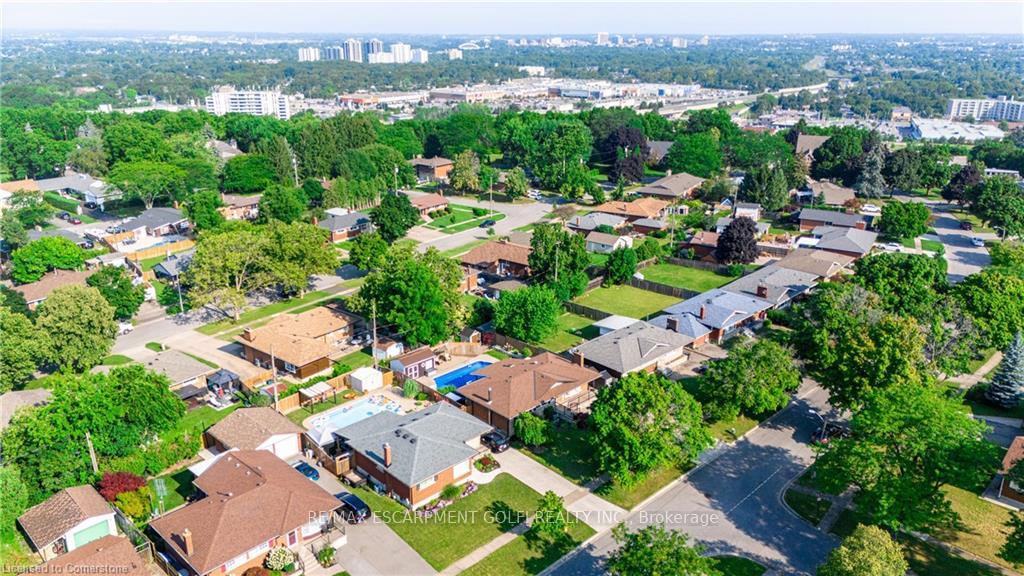 Photo 33 of 21 Hillgarden Road, St. Catharines, Burleigh Hill — HOMEH