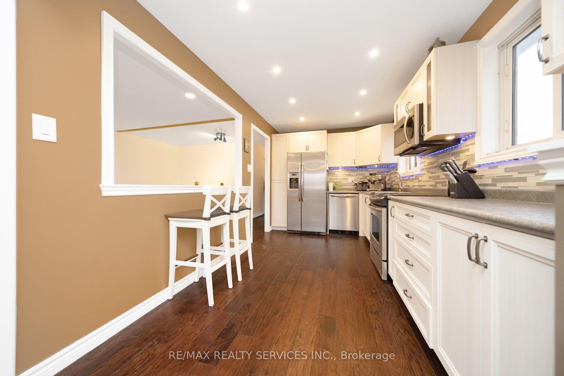Photo 26 of 45 Griselda Crescent N, Brampton, Northgate — HOMEH