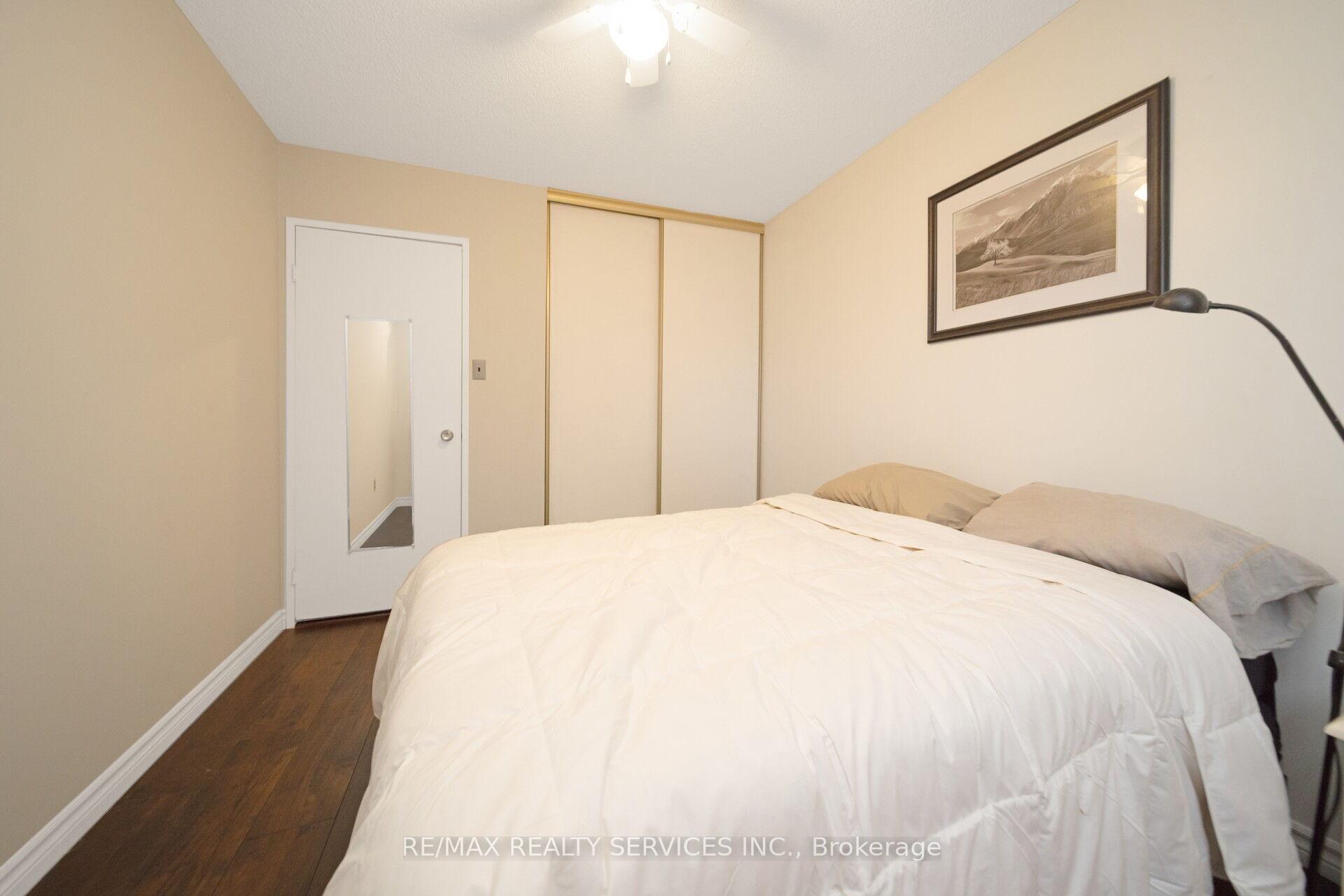 Photo 32 of 45 Griselda Crescent N, Brampton, Northgate — HOMEH