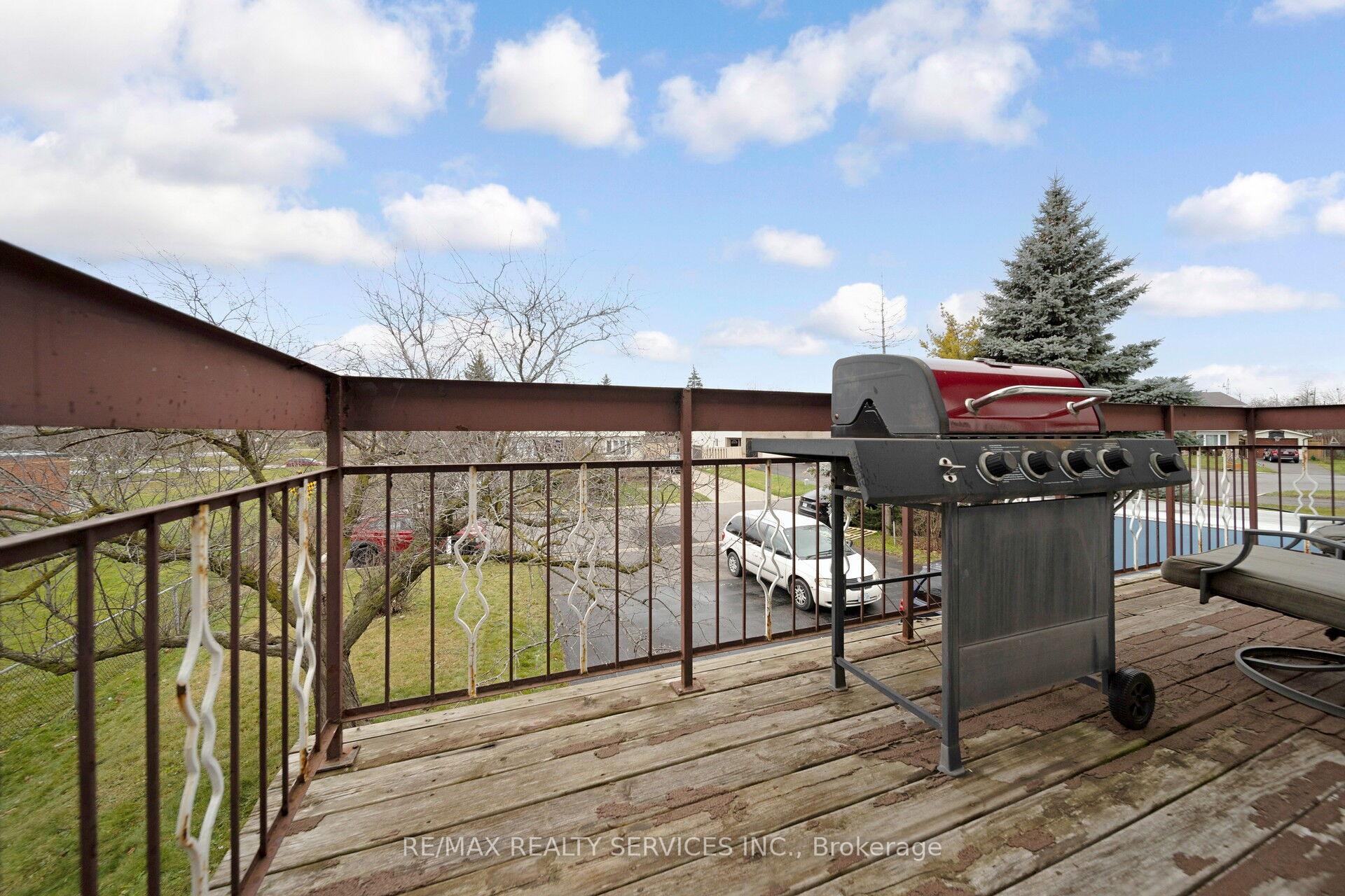 Photo 35 of 45 Griselda Crescent N, Brampton, Northgate — HOMEH