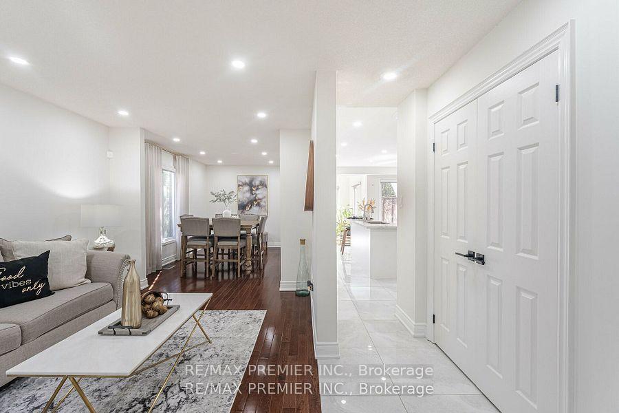 Photo 3 of 37 Furrows End, Brampton, Heart Lake West — HOMEH