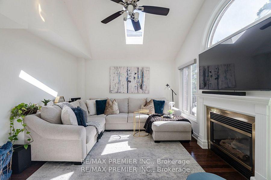 Photo 14 of 37 Furrows End, Brampton, Heart Lake West — HOMEH