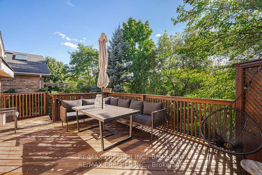 Photo 36 of 37 Furrows End, Brampton, Heart Lake West — HOMEH