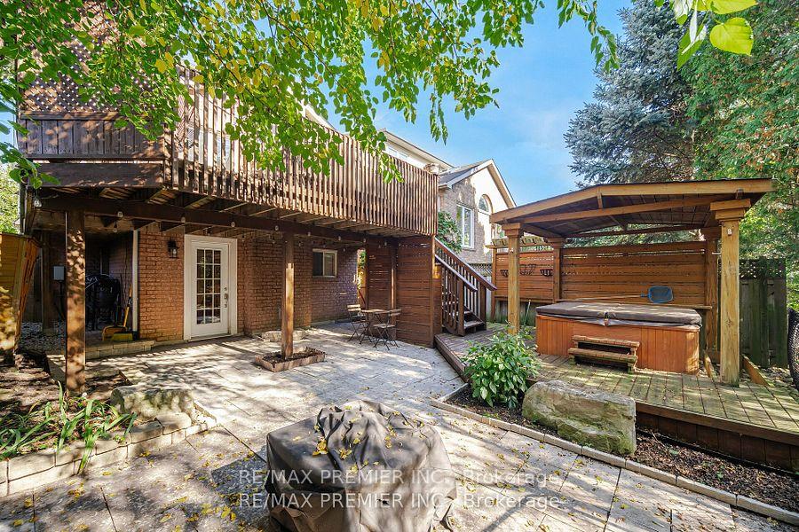 Photo 39 of 37 Furrows End, Brampton, Heart Lake West — HOMEH
