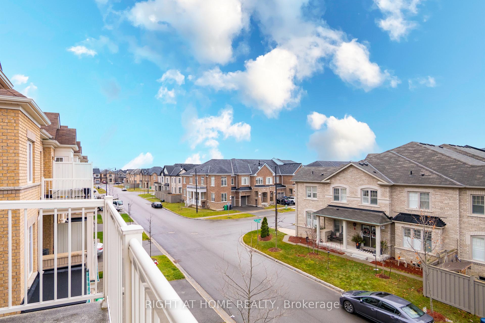 Photo 23 of 31 Labrish Road, Brampton, Northwest Brampton — HOMEH