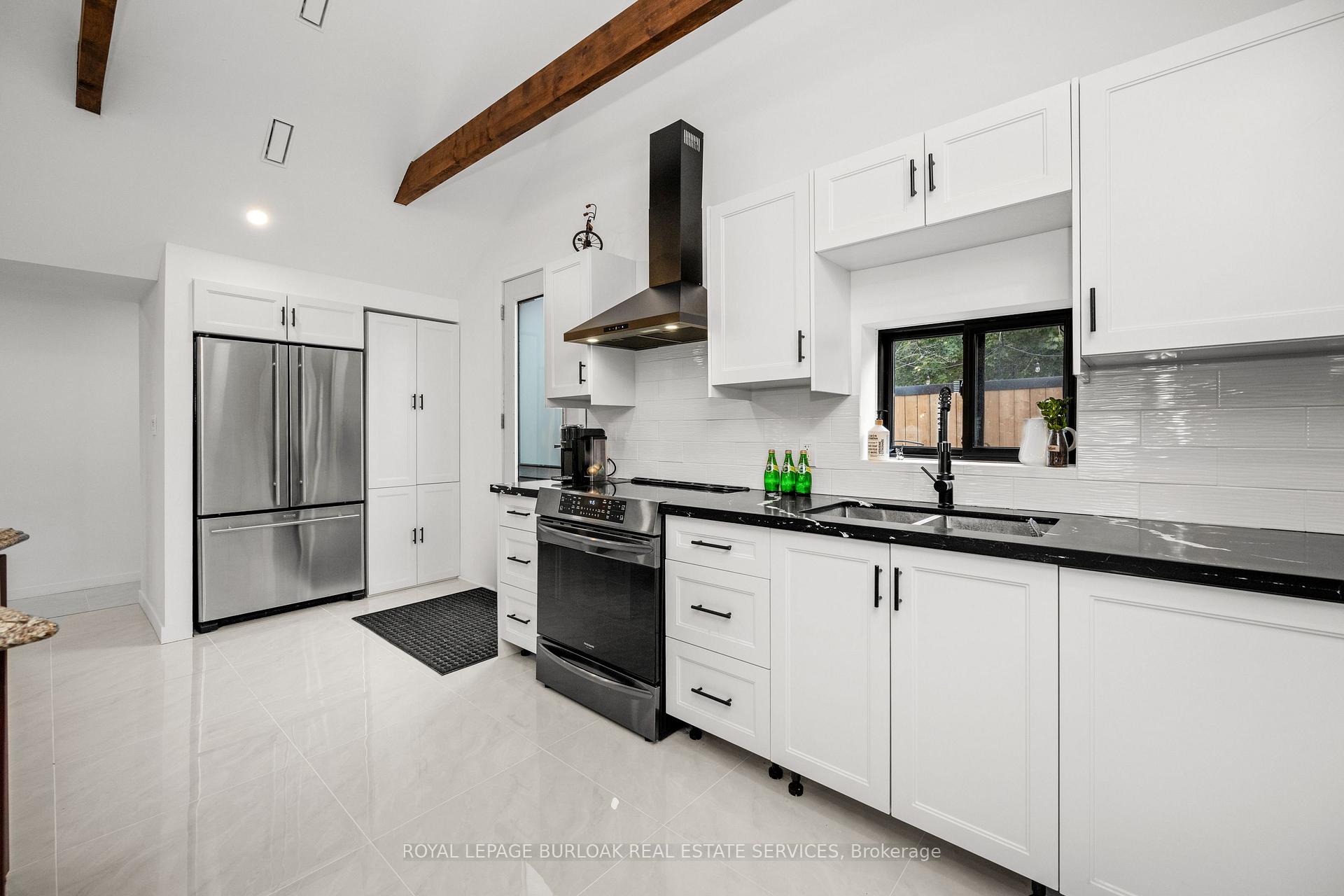 Photo 12 of 127 Freelton Road, Hamilton, Freelton — HOMEH