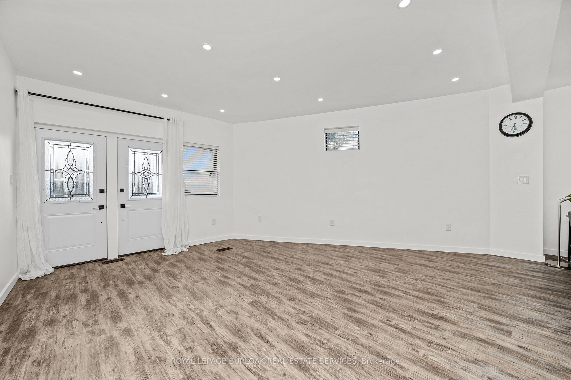 Photo 26 of 127 Freelton Road, Hamilton, Freelton — HOMEH