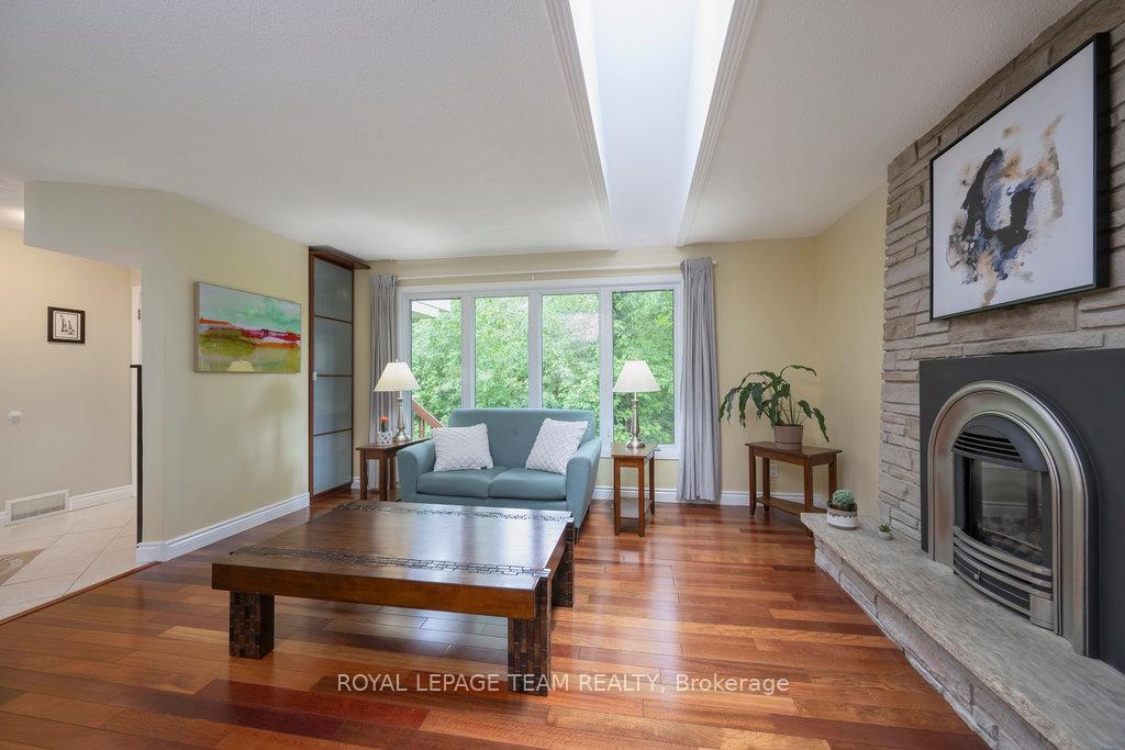 Photo 6 of 2765 Quinn Road, Ottawa, Emerald Woods/Sawmill Creek — HOMEH