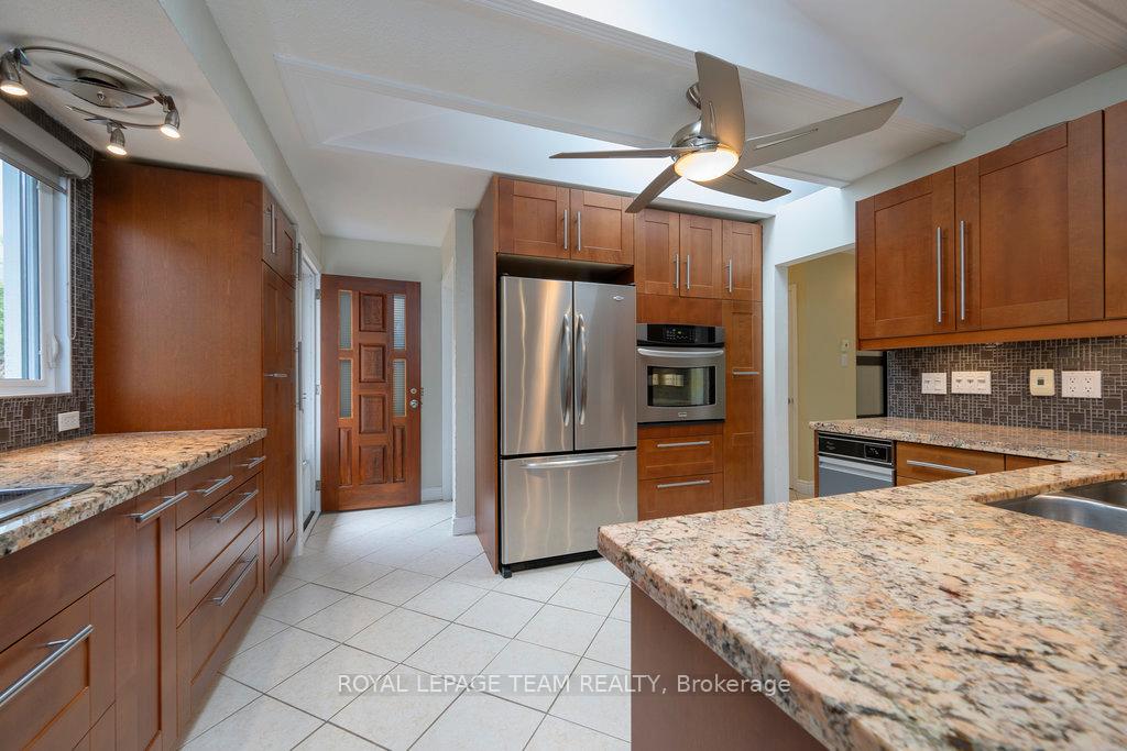 Photo 11 of 2765 Quinn Road, Ottawa, Emerald Woods/Sawmill Creek — HOMEH