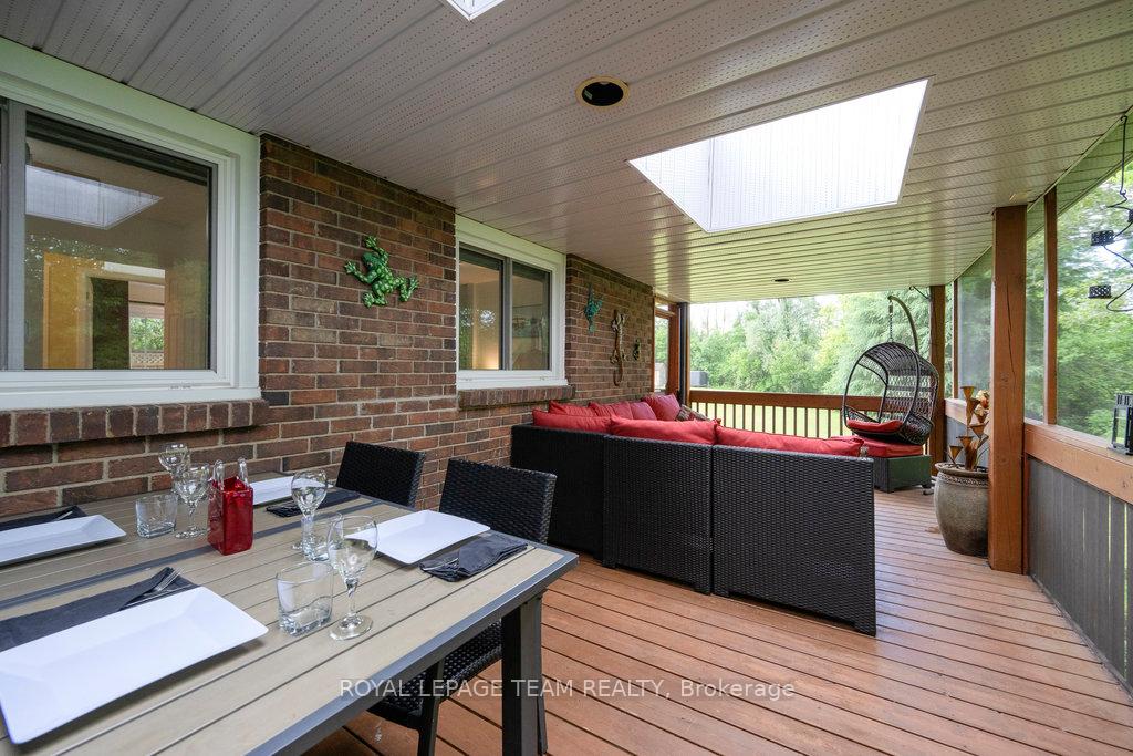 Photo 29 of 2765 Quinn Road, Ottawa, Emerald Woods/Sawmill Creek — HOMEH