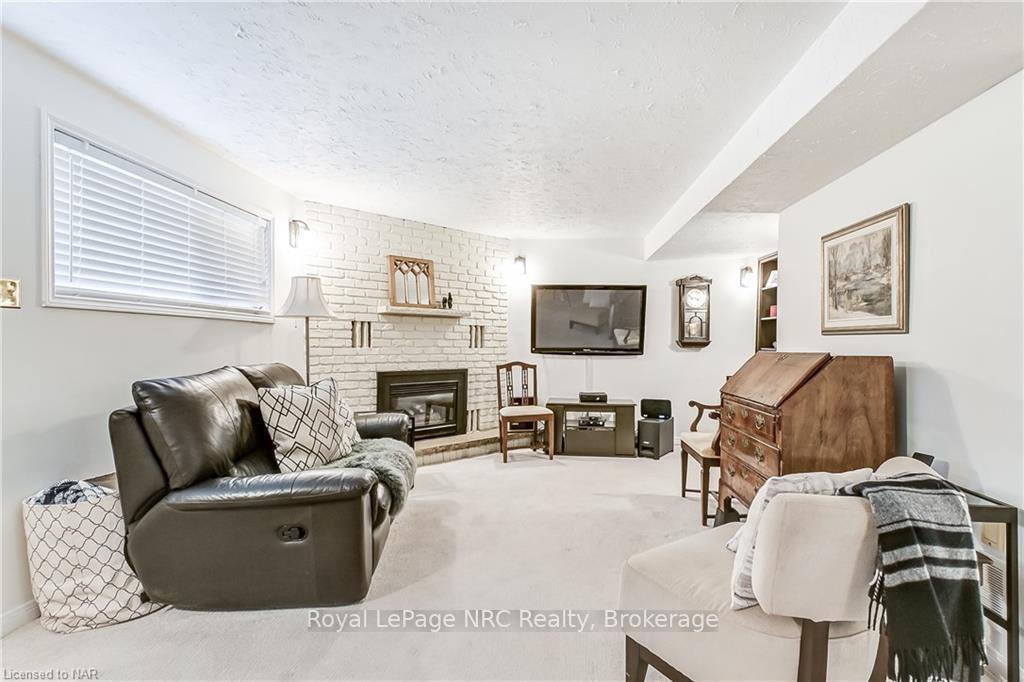 Photo 18 of 33 Cambria Drive, St. Catharines, Port Dalhousie — HOMEH