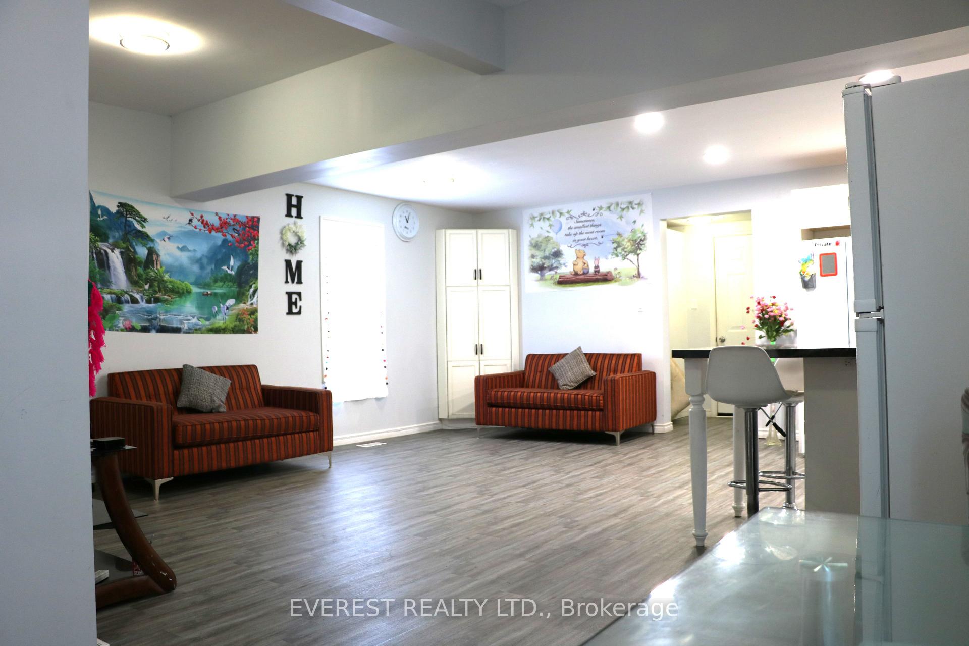 Photo 9 of 45 St Catharine Street, St. Thomas — HOMEH