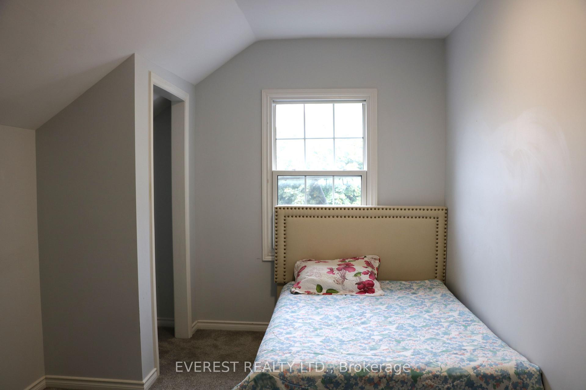 Photo 20 of 45 St Catharine Street, St. Thomas — HOMEH