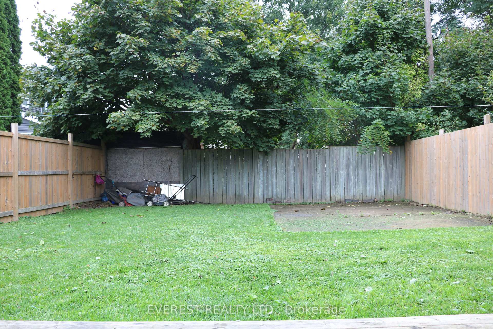 Photo 27 of 45 St Catharine Street, St. Thomas — HOMEH