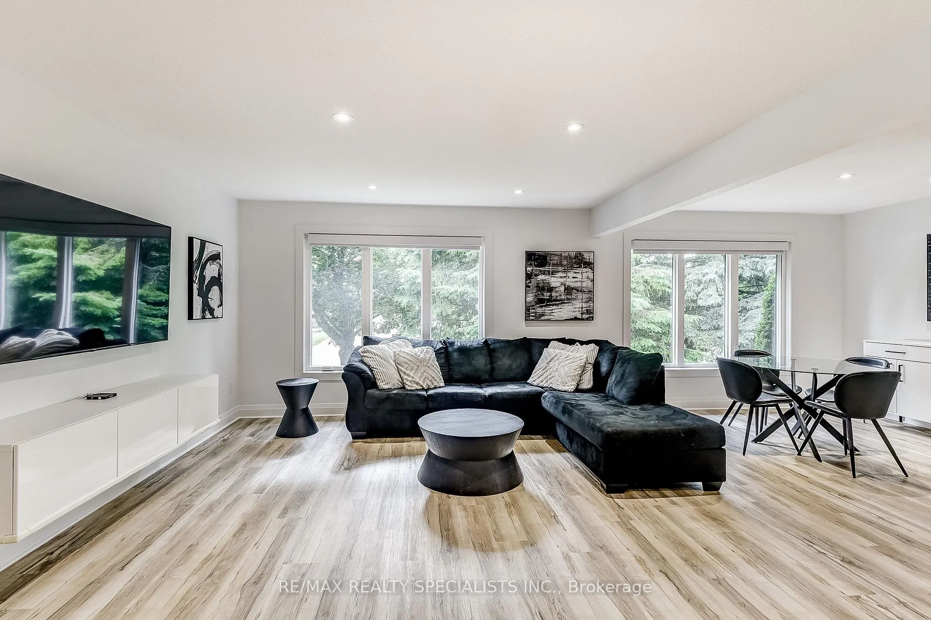 Photo 8 of 40 Kevin Crescent, Essa, Thornton — HOMEH
