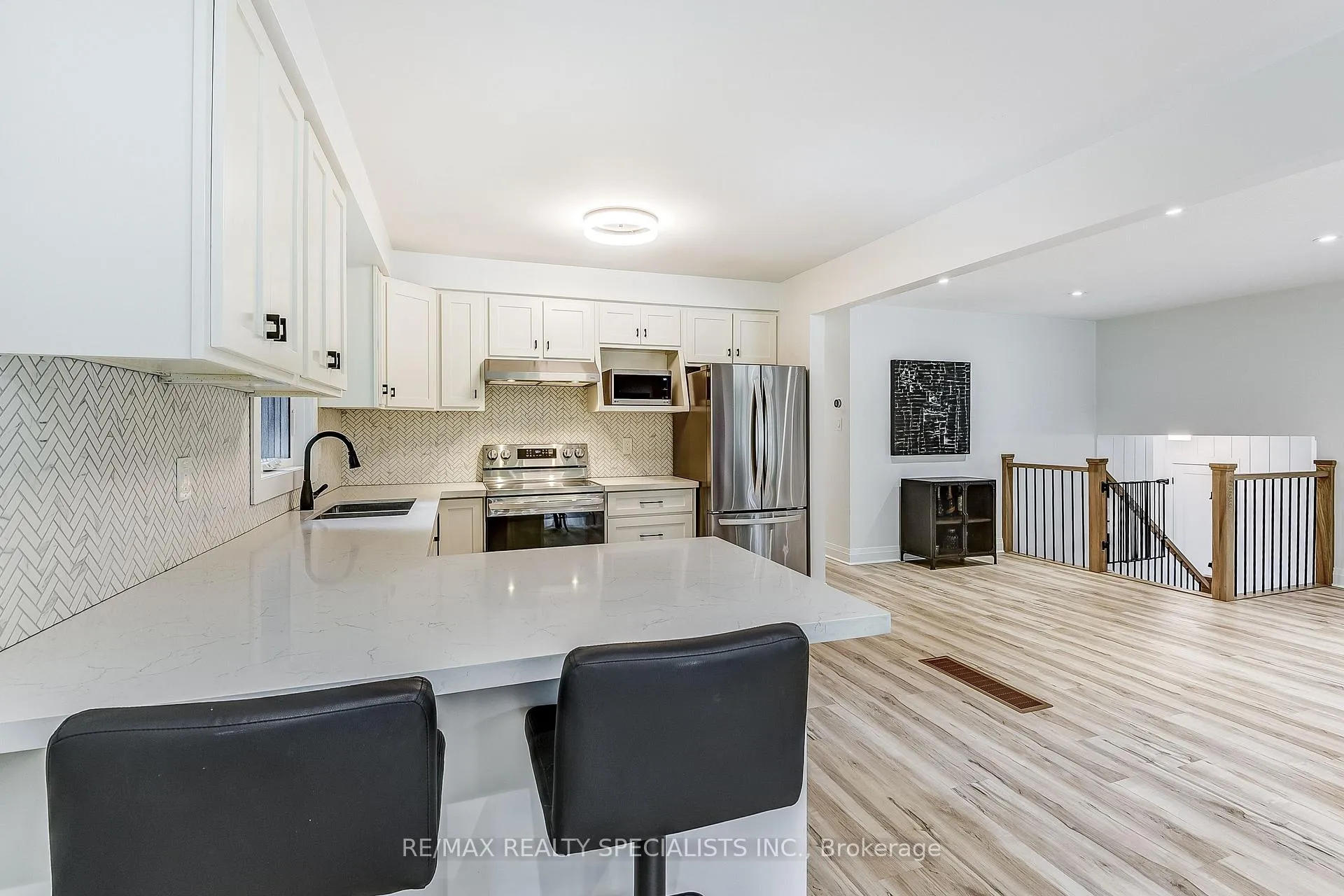 Photo 16 of 40 Kevin Crescent, Essa, Thornton — HOMEH