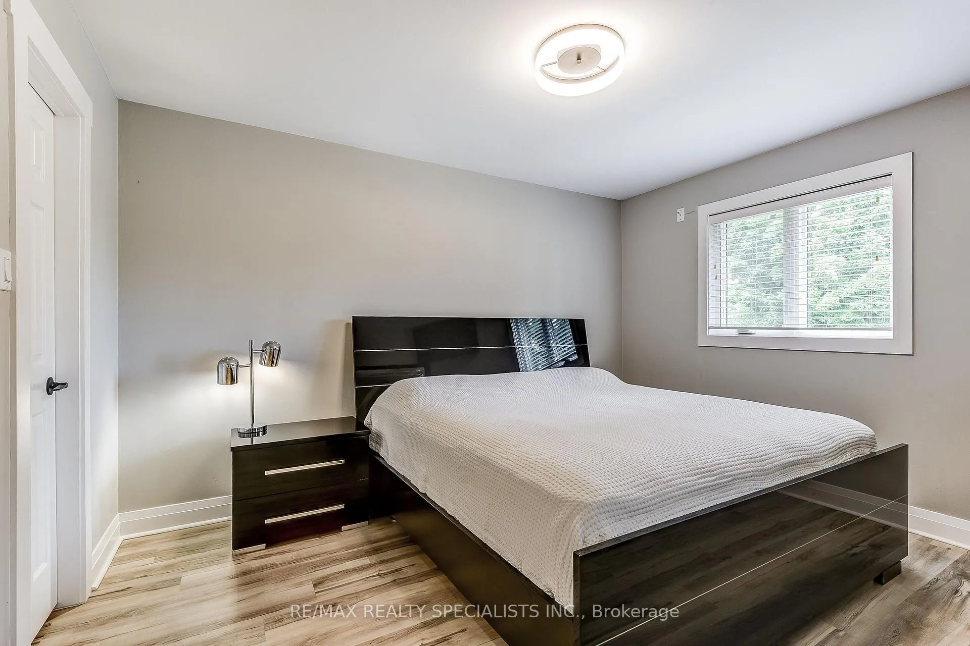 Photo 20 of 40 Kevin Crescent, Essa, Thornton — HOMEH