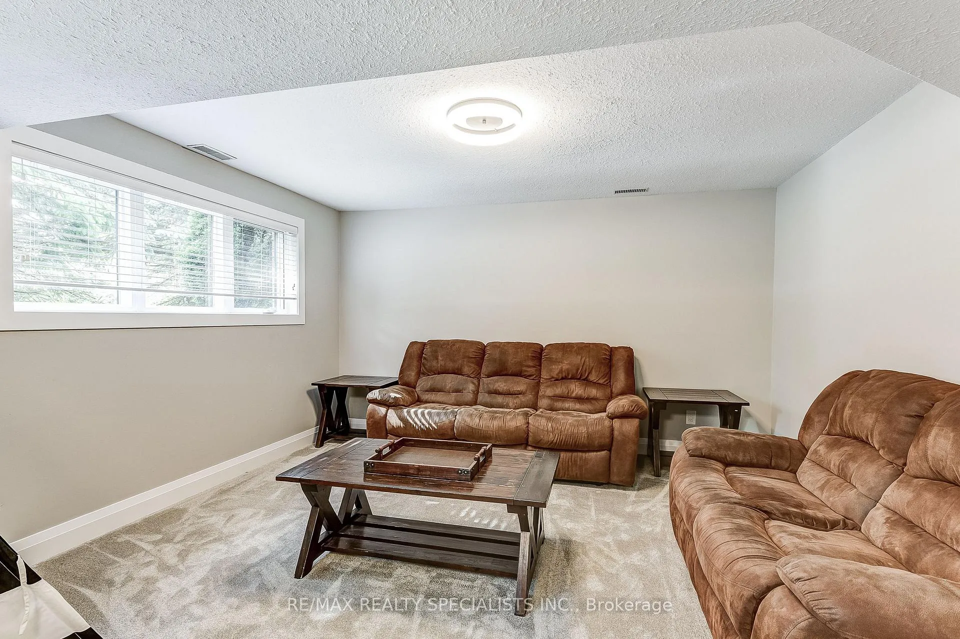 Photo 33 of 40 Kevin Crescent, Essa, Thornton — HOMEH