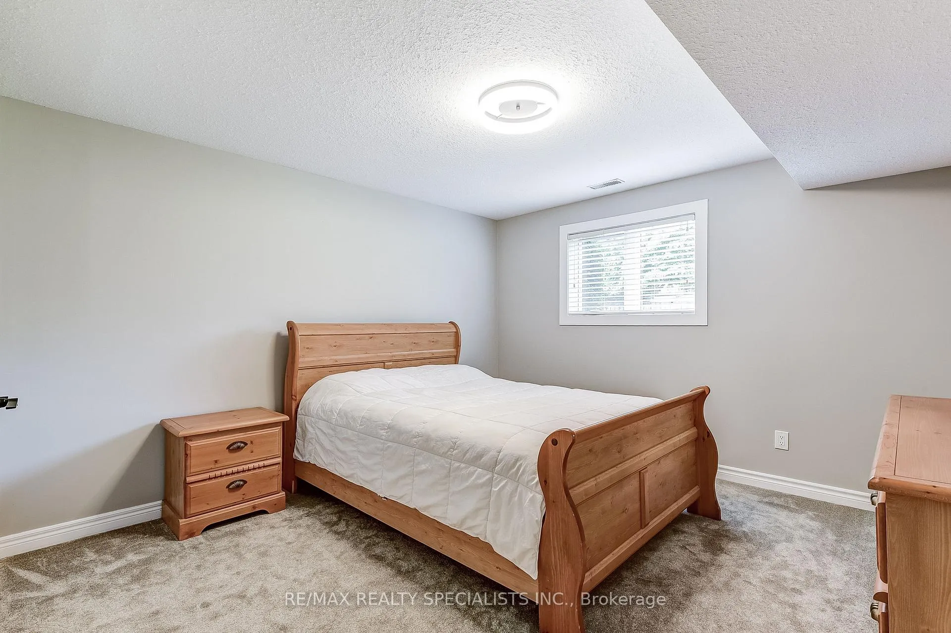 Photo 39 of 40 Kevin Crescent, Essa, Thornton — HOMEH