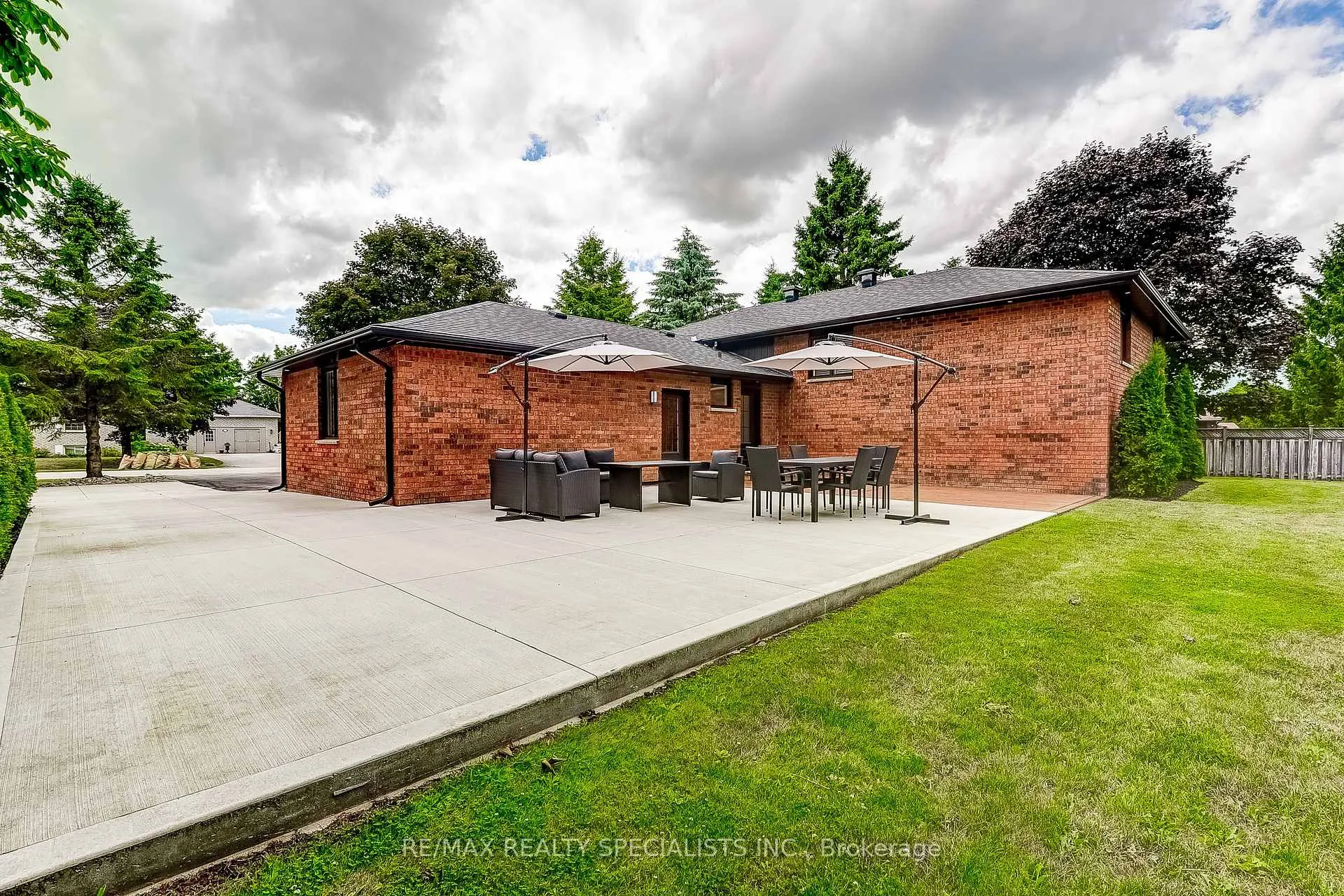 Photo 44 of 40 Kevin Crescent, Essa, Thornton — HOMEH
