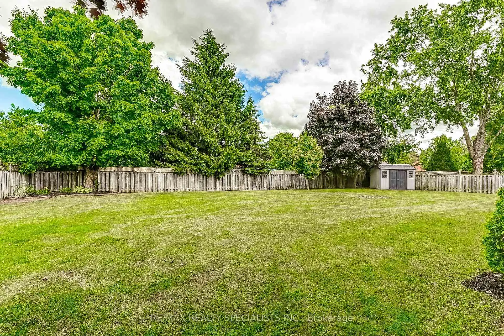 Photo 45 of 40 Kevin Crescent, Essa, Thornton — HOMEH