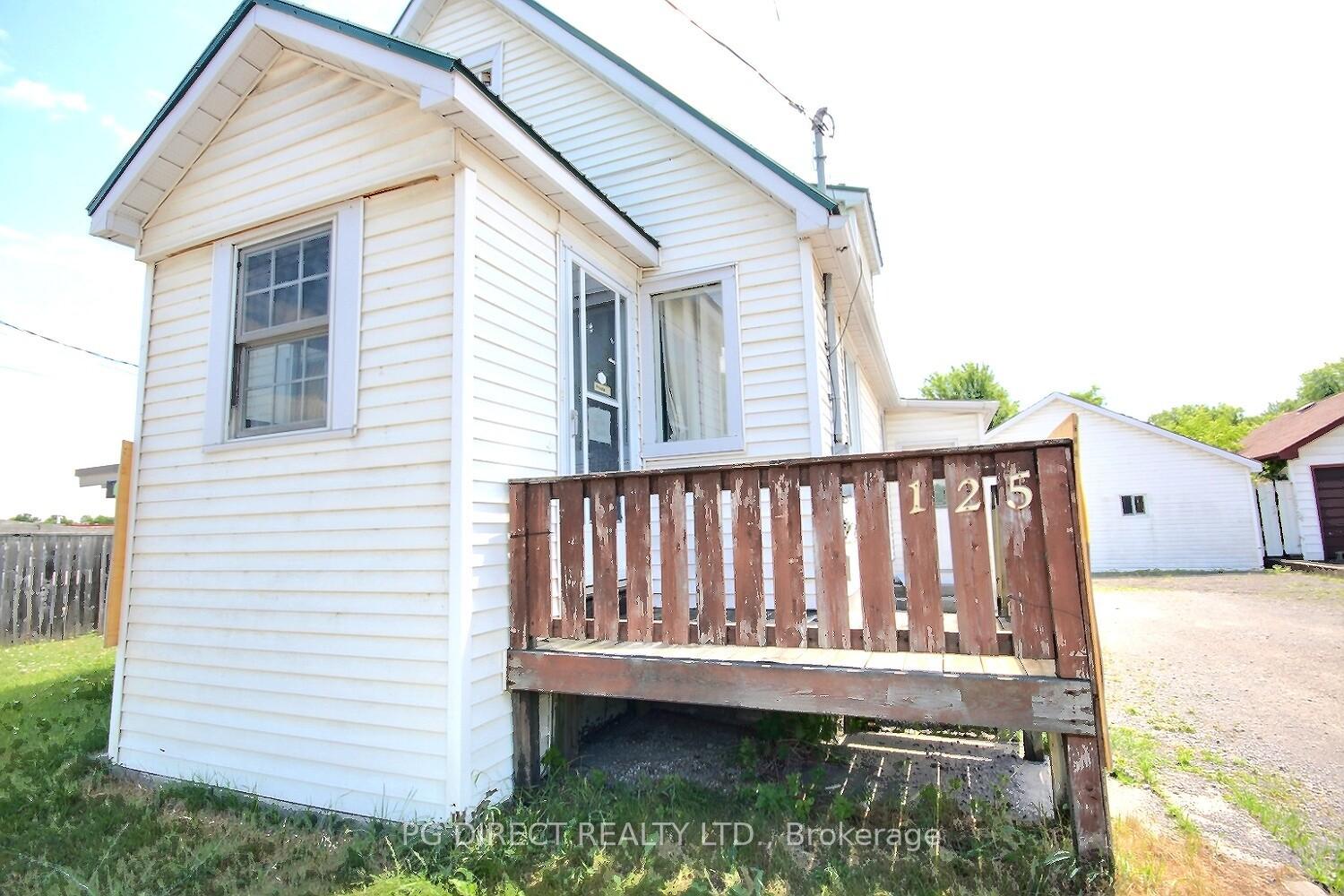 Photo 1 of 125 College Street W, Belleville, Belleville Ward — HOMEH