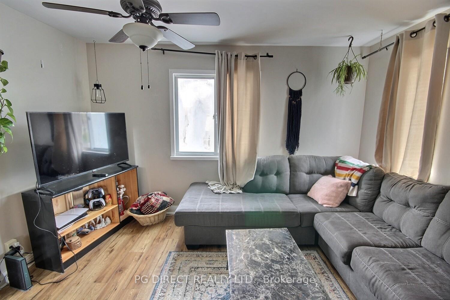 Photo 5 of 125 College Street W, Belleville, Belleville Ward — HOMEH