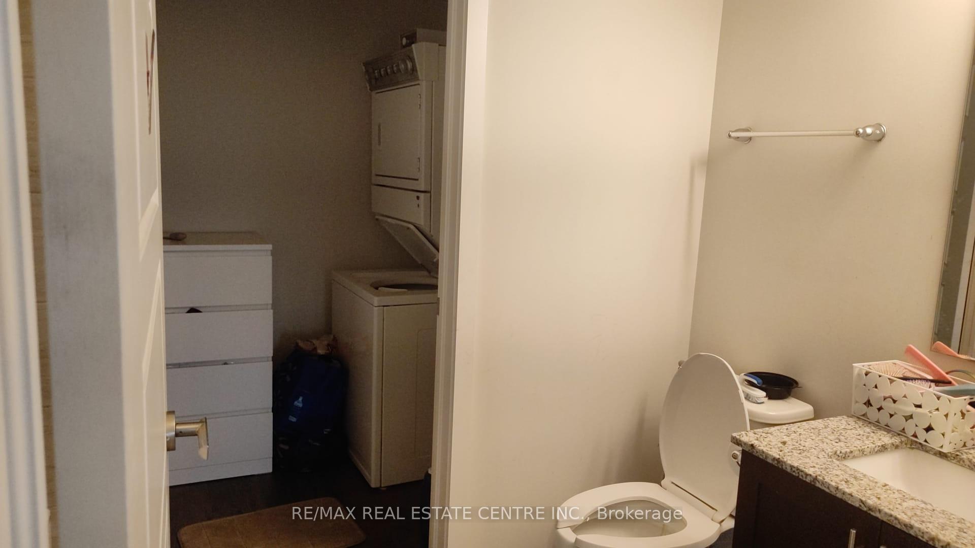 Photo 2 of Unit 17, 25 Kay Crescent, Guelph, Pineridge/Westminster Woods — HOMEH