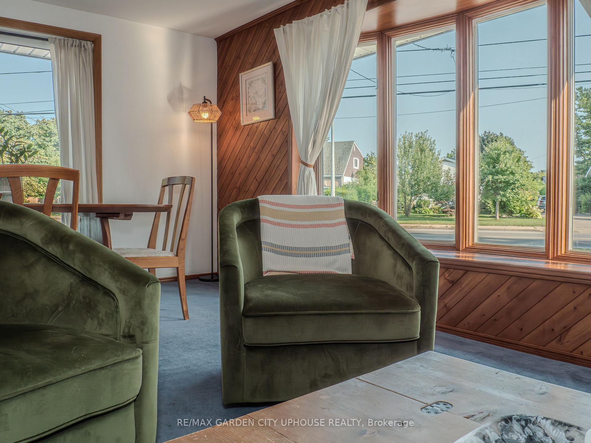 Photo 6 of 219 Lakeshore Road, St. Catharines, Lakeshore — HOMEH