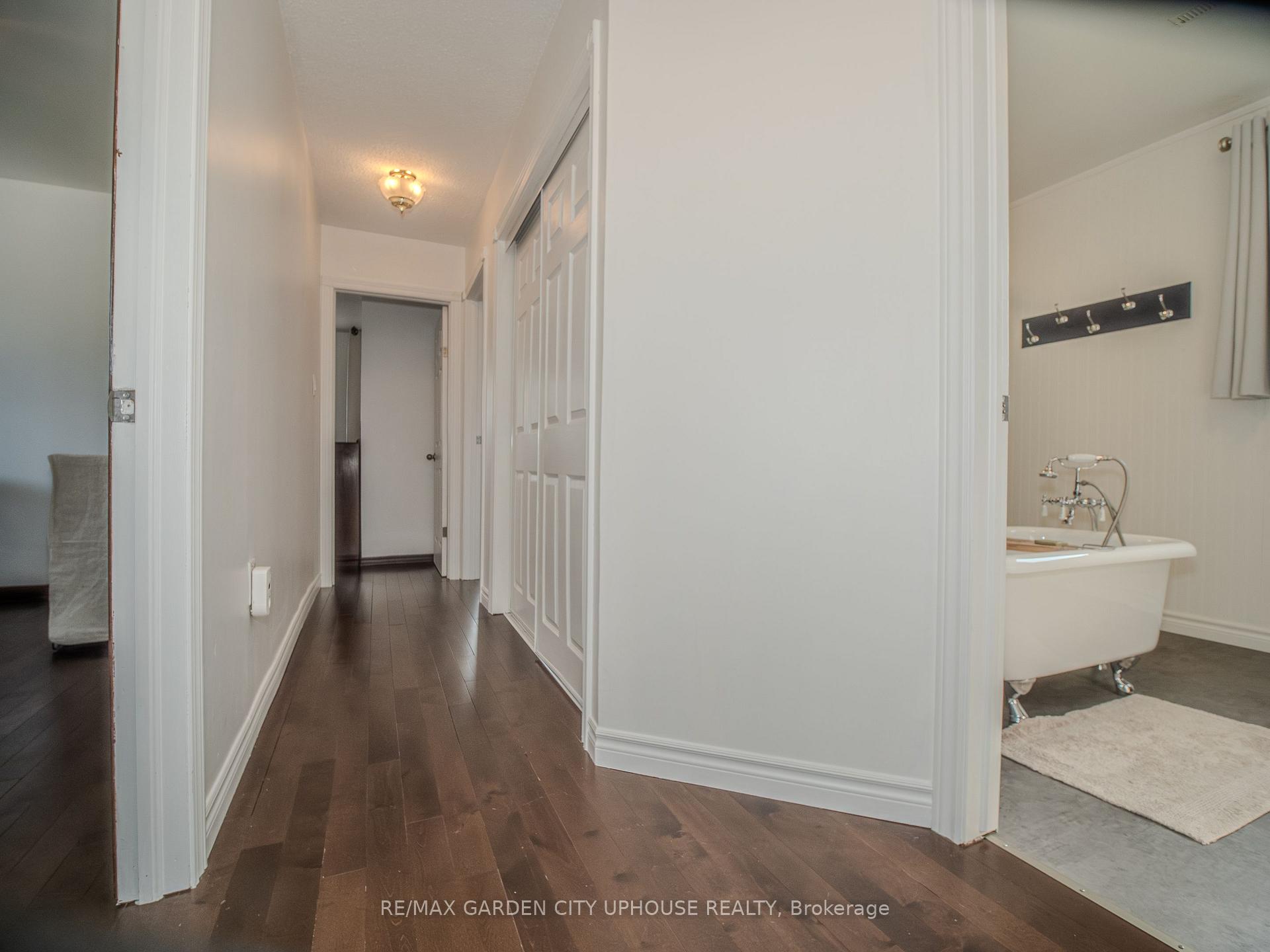 Photo 14 of 219 Lakeshore Road, St. Catharines, Lakeshore — HOMEH