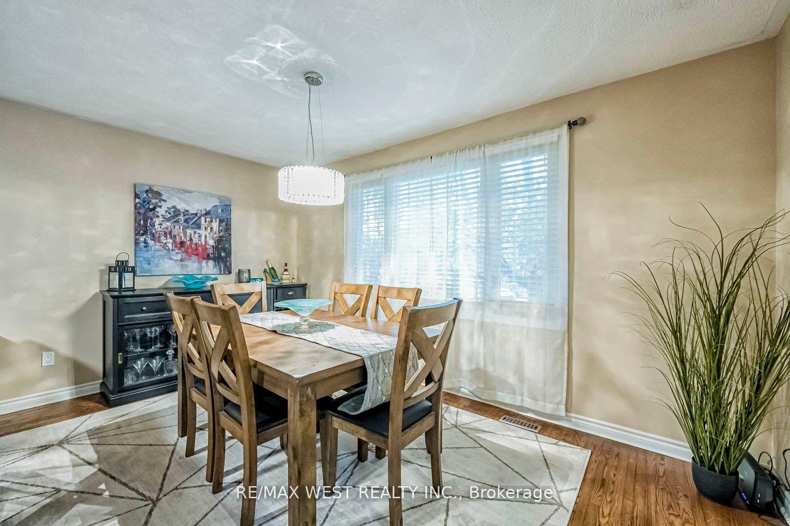 Photo 9 of 33 Herkley Drive, Brampton, Madoc — HOMEH