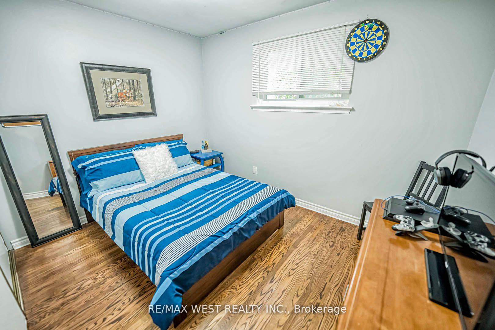 Photo 20 of 33 Herkley Drive, Brampton, Madoc — HOMEH