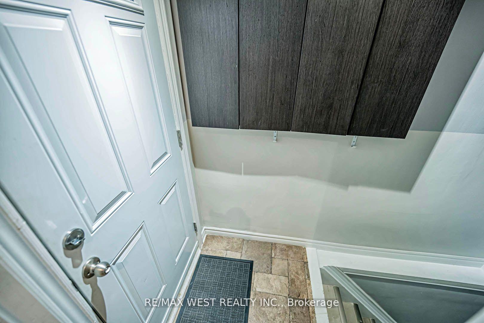 Photo 27 of 33 Herkley Drive, Brampton, Madoc — HOMEH