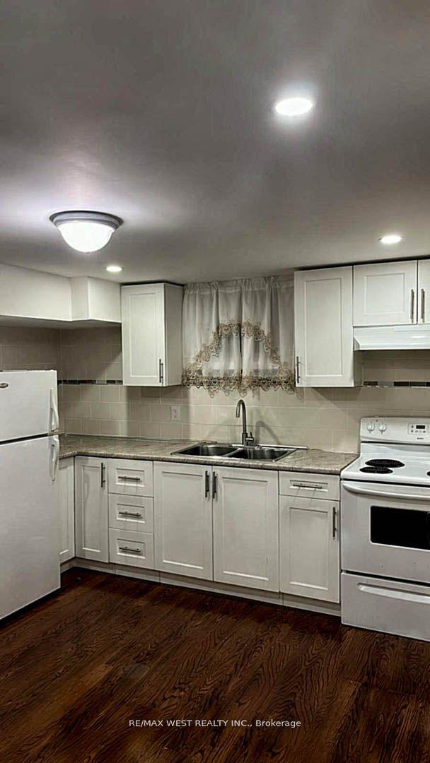 Photo 29 of 33 Herkley Drive, Brampton, Madoc — HOMEH