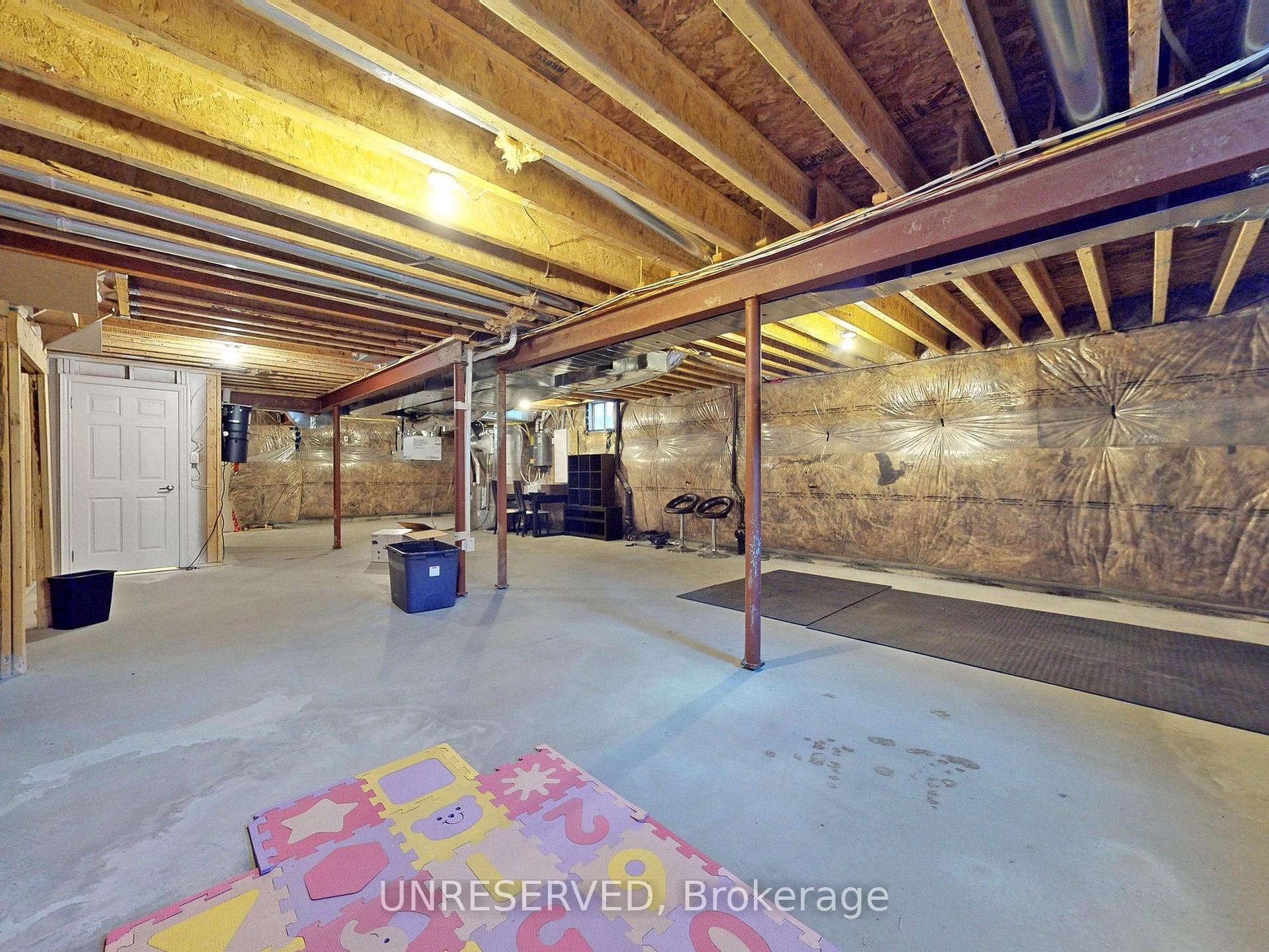 Photo 71 of 39 Trail Rider Drive, Brampton, Toronto Gore Rural Estate — HOMEH