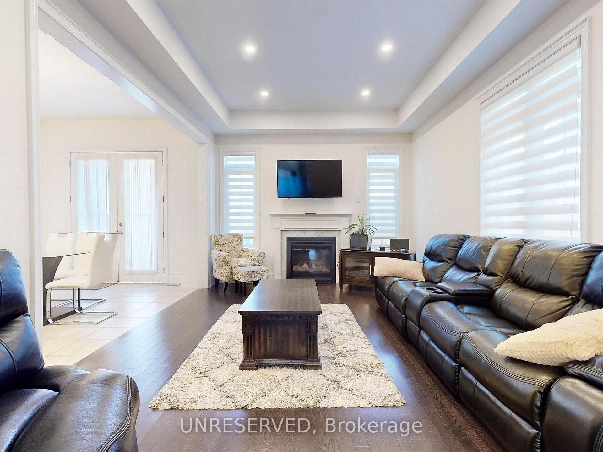 Photo 10 of 39 Trail Rider Drive, Brampton, Toronto Gore Rural Estate — HOMEH