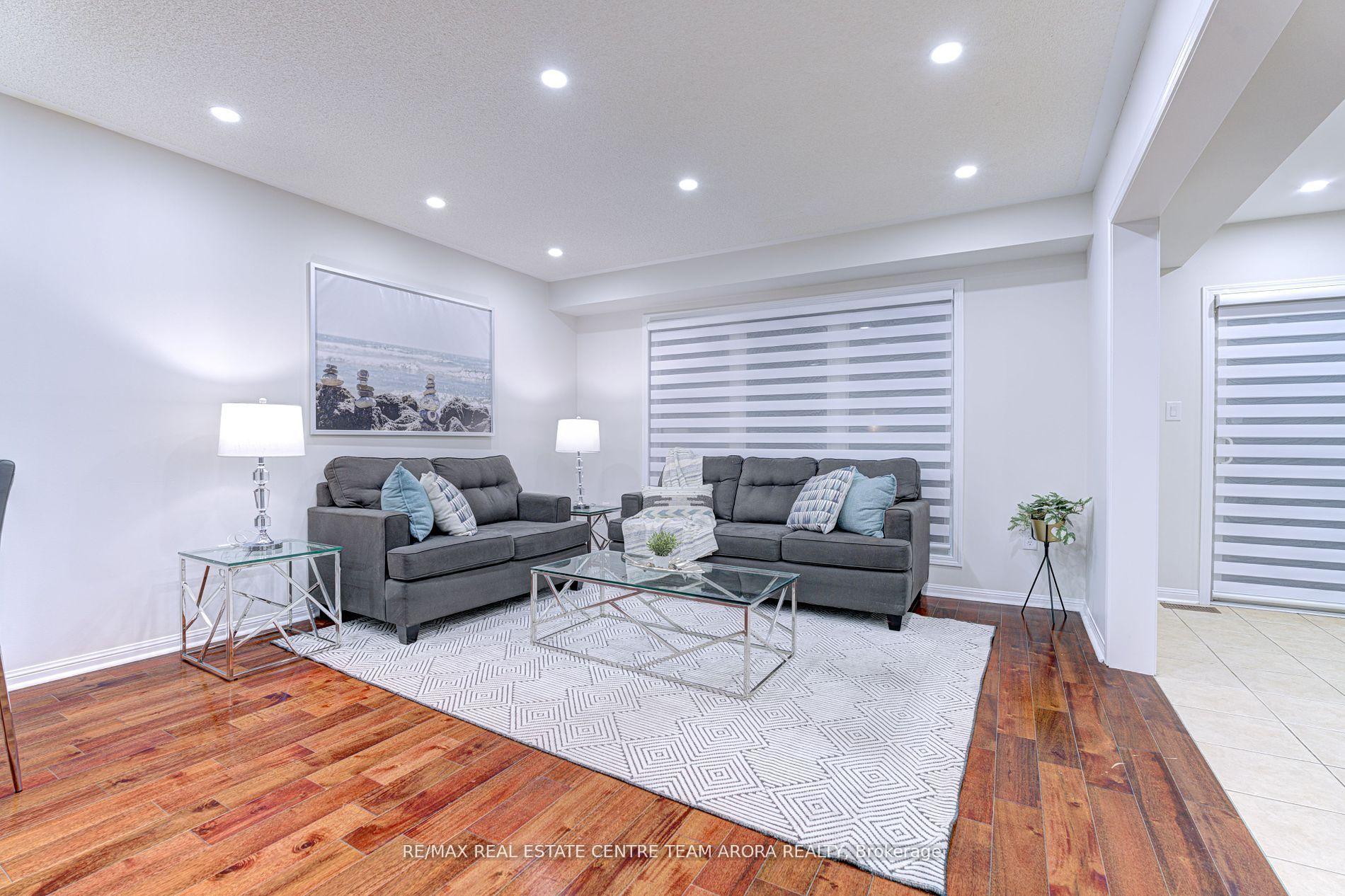 Photo 7 of 11 Jessop Drive, Brampton, Fletcher's Meadow — HOMEH