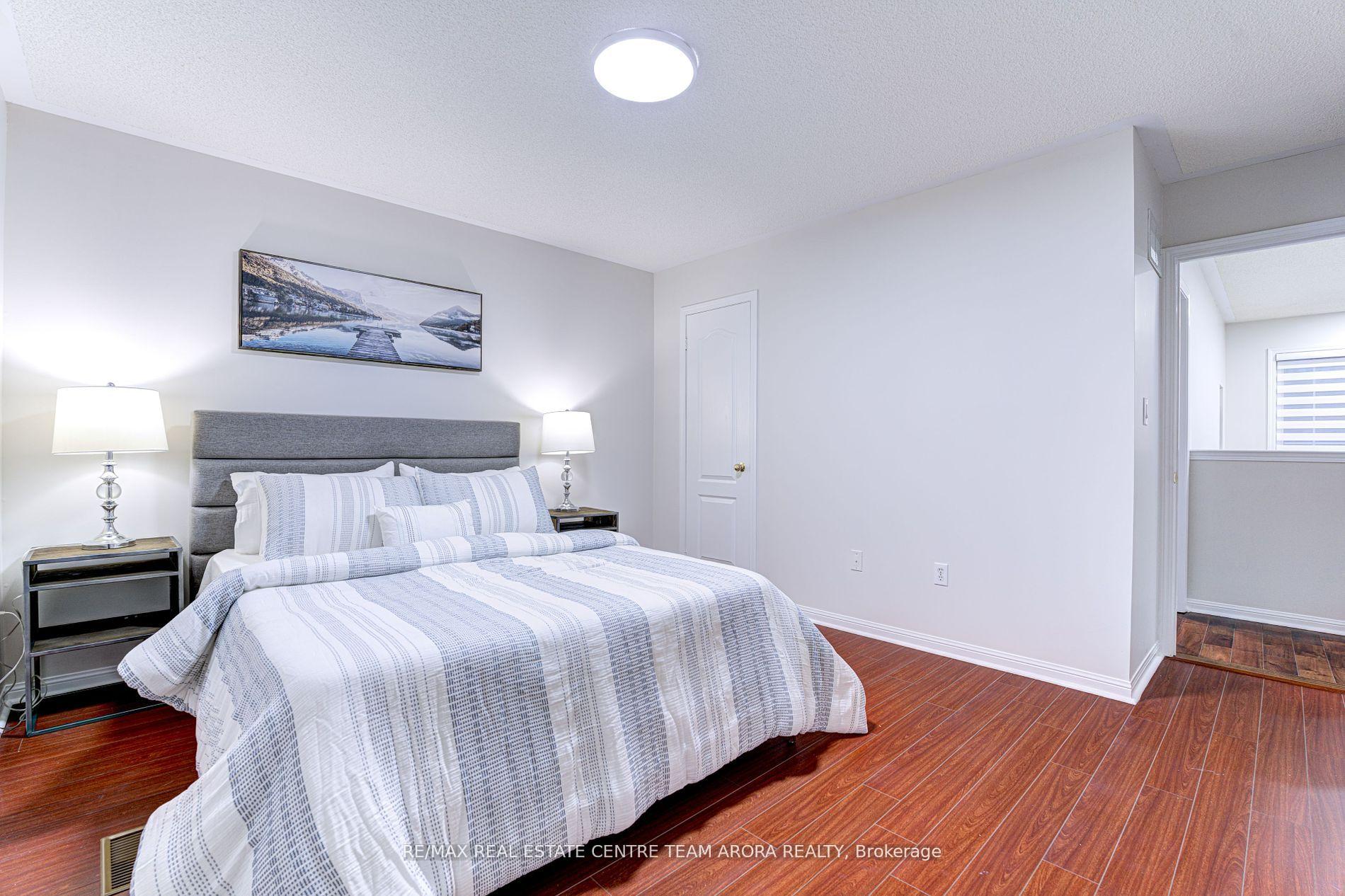 Photo 16 of 11 Jessop Drive, Brampton, Fletcher's Meadow — HOMEH