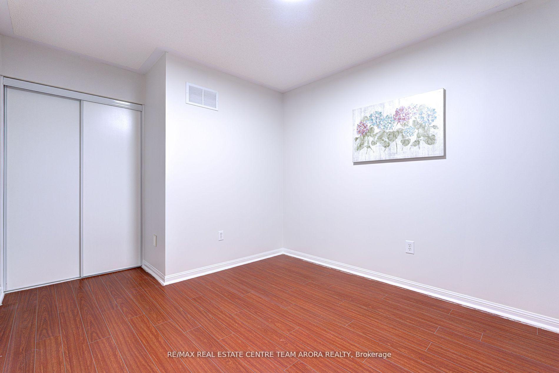 Photo 20 of 11 Jessop Drive, Brampton, Fletcher's Meadow — HOMEH