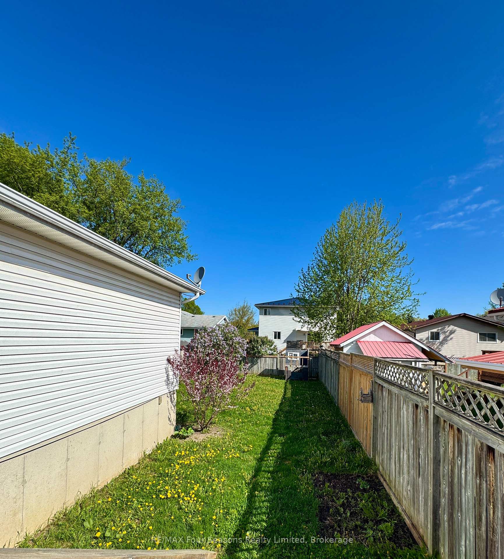 Photo 17 of Unit Upper, 19 Godden Street, Collingwood — HOMEH
