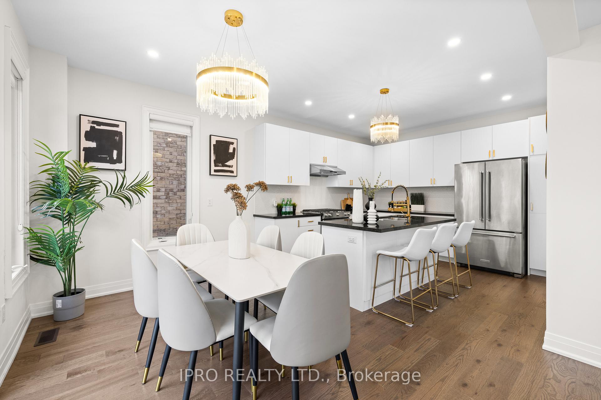 Photo 17 of 5 Cattail Crescent, Hamilton, Waterdown — HOMEH