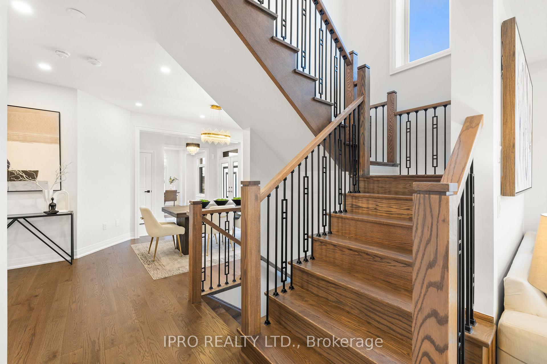 Photo 18 of 5 Cattail Crescent, Hamilton, Waterdown — HOMEH