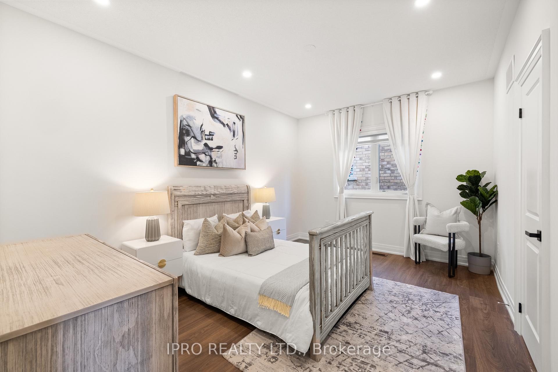 Photo 28 of 5 Cattail Crescent, Hamilton, Waterdown — HOMEH