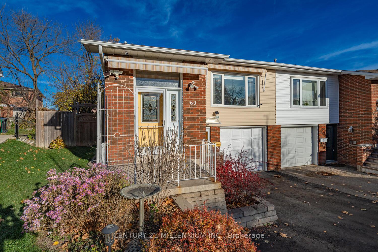 Photo 1 of 60 Camberley Crescent, Brampton, Brampton North — HOMEH