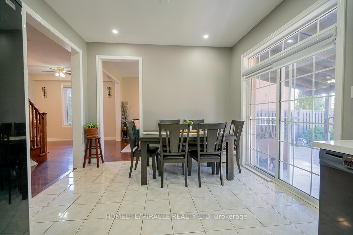 Photo 13 of 4 Princefield Place, Brampton, Sandringham-Wellington — HOMEH