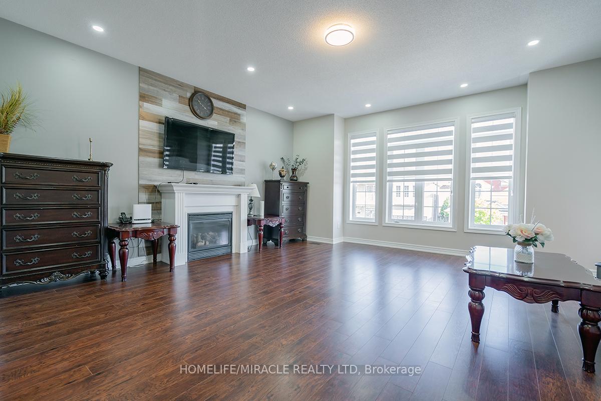 Photo 15 of 4 Princefield Place, Brampton, Sandringham-Wellington — HOMEH