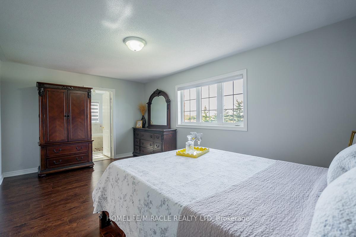 Photo 21 of 4 Princefield Place, Brampton, Sandringham-Wellington — HOMEH